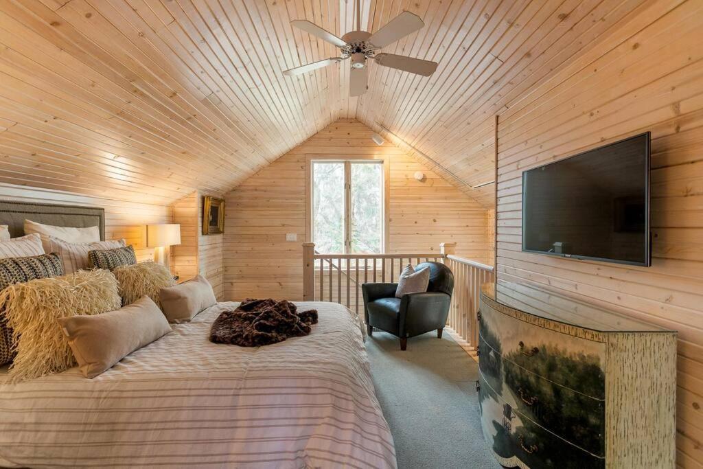 The Sanctuary At Deer Dune , Saugatuck Exterior photo